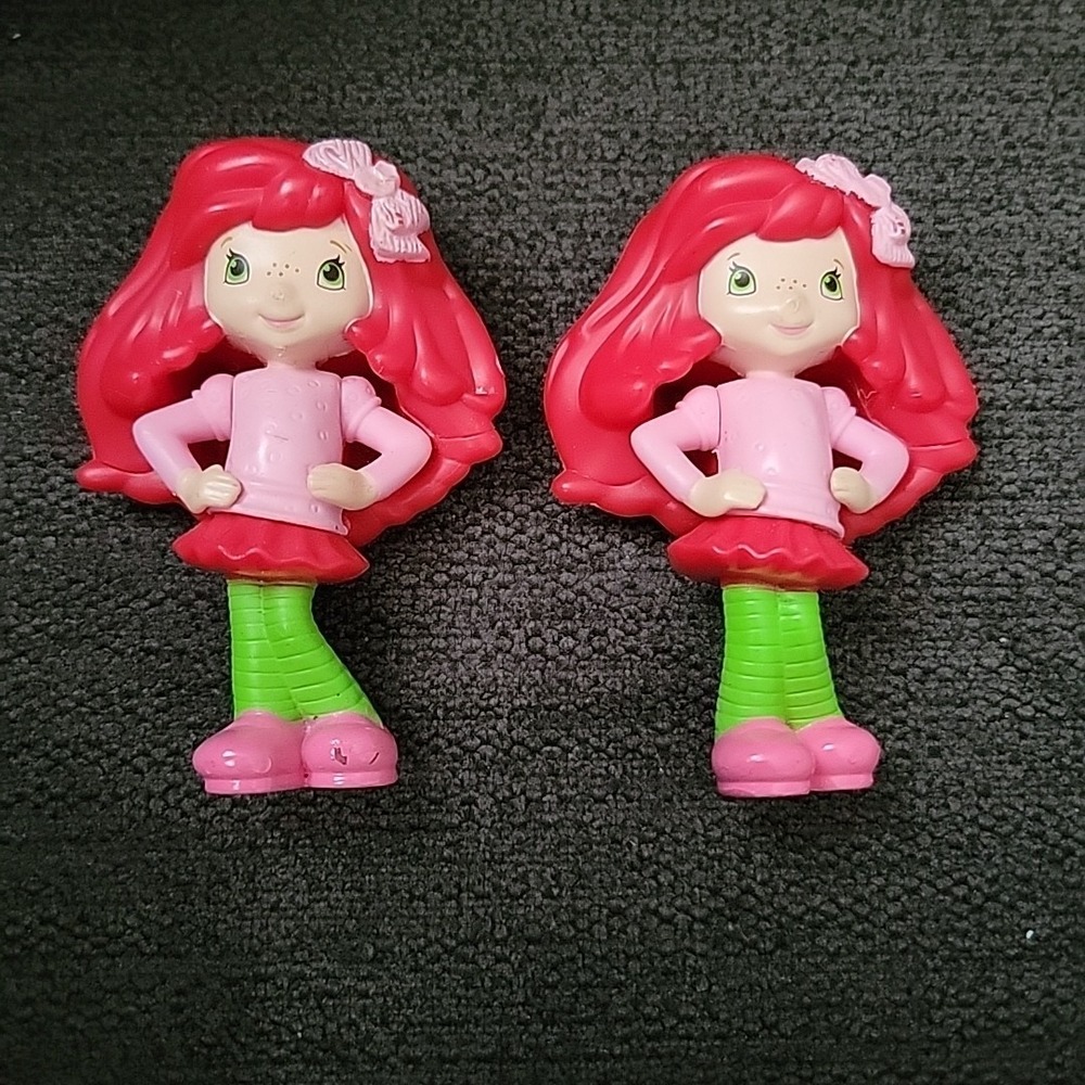 Strawberry Shortcake 3" Figure McDonald's Happy Meal Toy 2010 Lot Of 2